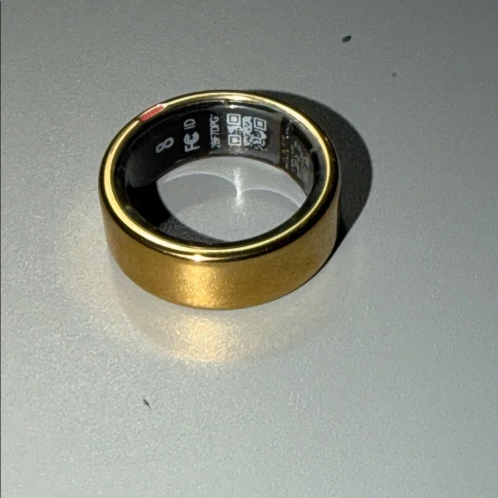 (004) Pobovi Black Charging Ring (sz.8)